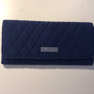 NWOT Navy Vera Bradley Wallet